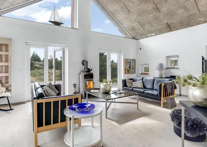 Sjamme - 1-2km From The Sea By Interhome Blåvand