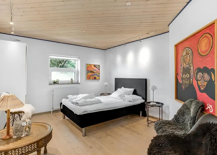 Sjamme - 1-2km From The Sea By Interhome Blåvand